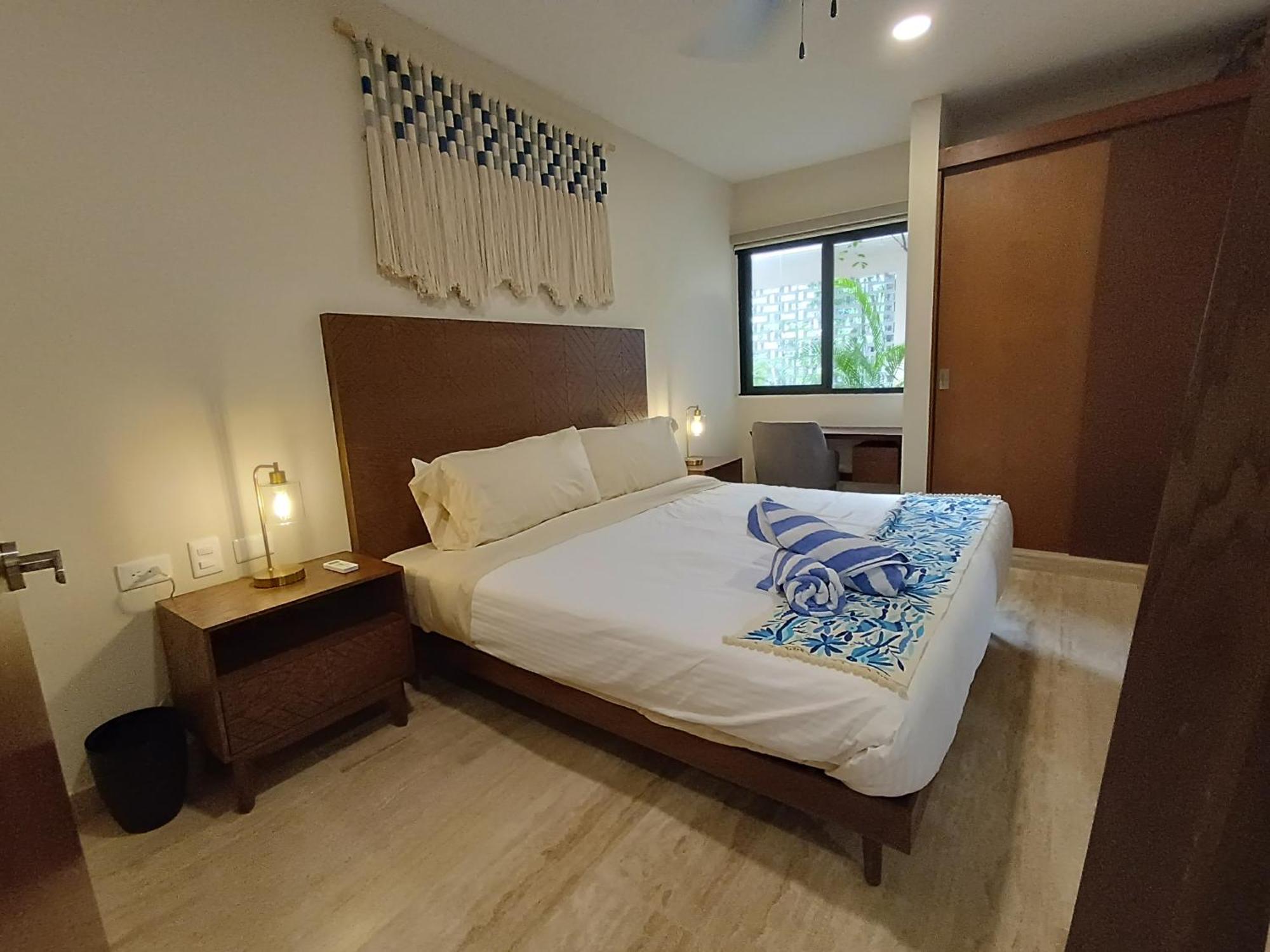 Luxury & Modern In Amenities By Yeah Apartment *